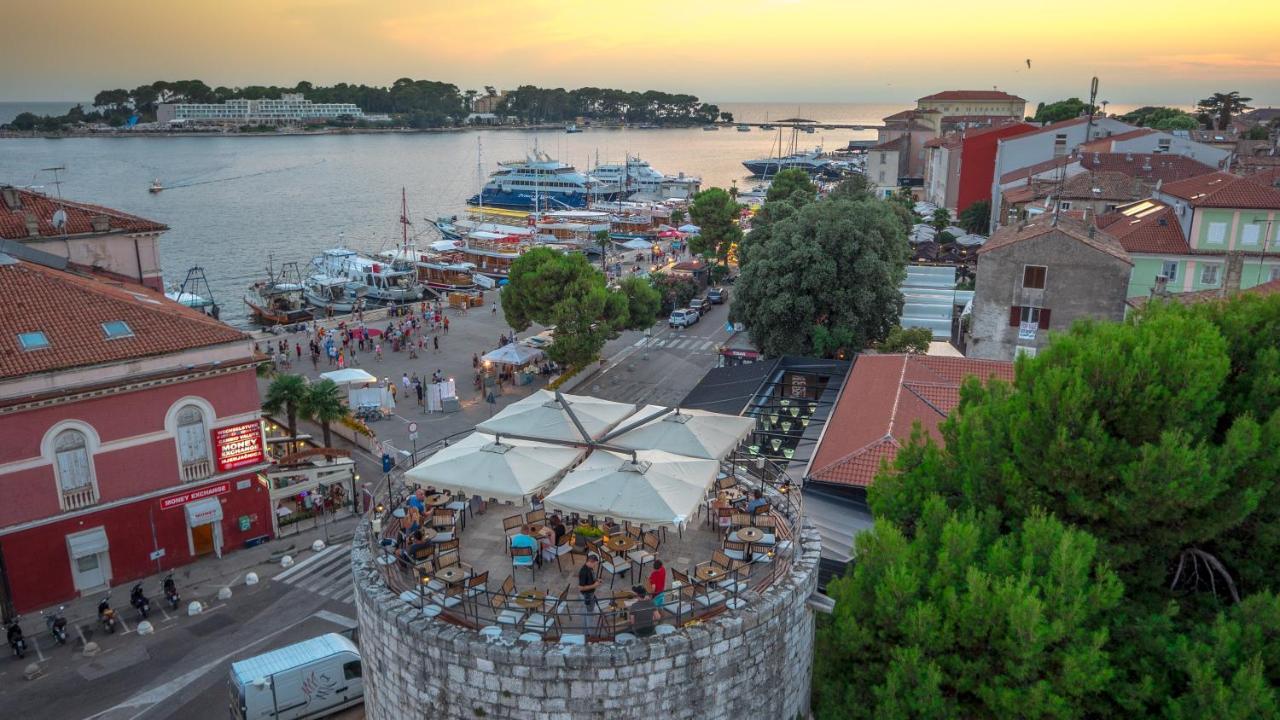 Alice Rooms Porec Exterior photo